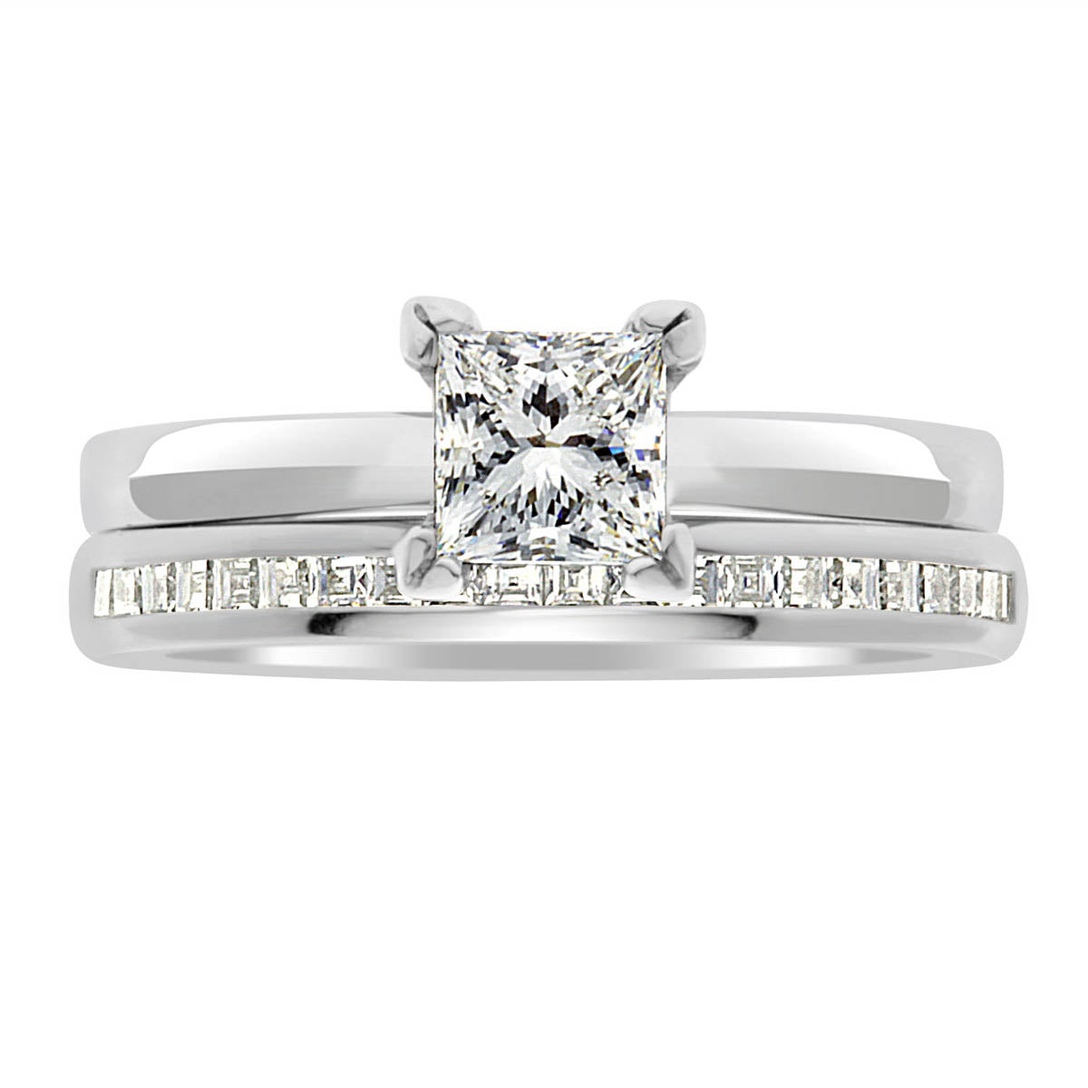 Princess Cut Solitaire  engagement ring in white gold with a matching diamond wedding ring