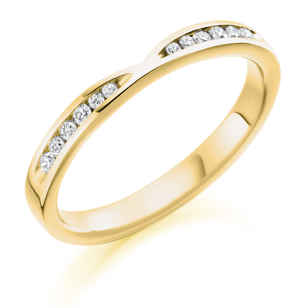 .18ct Knotched Diamond Wedding Band in yellow gold