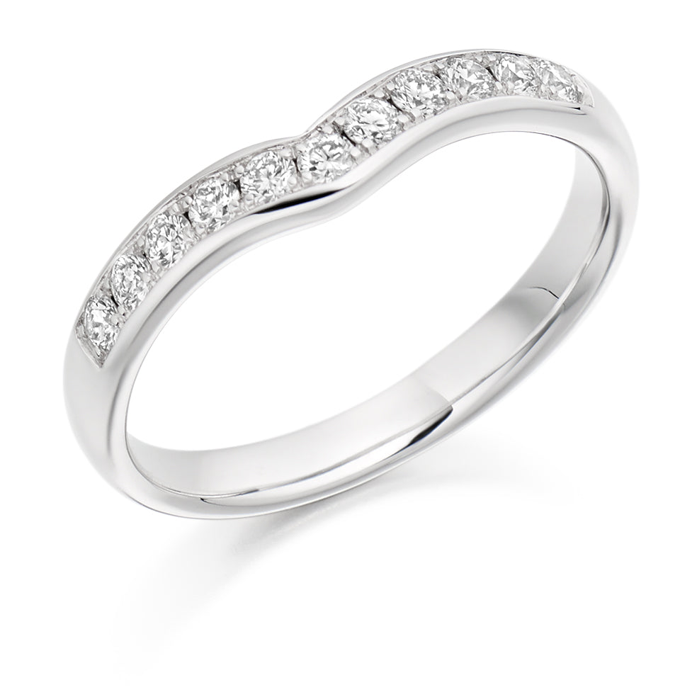 .30ct Curved Ladies Wedding Ring in platinum