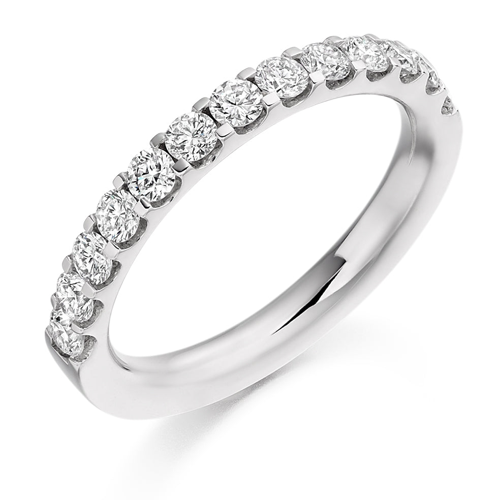 .75ct Scallop Set Wedding Band in white gold