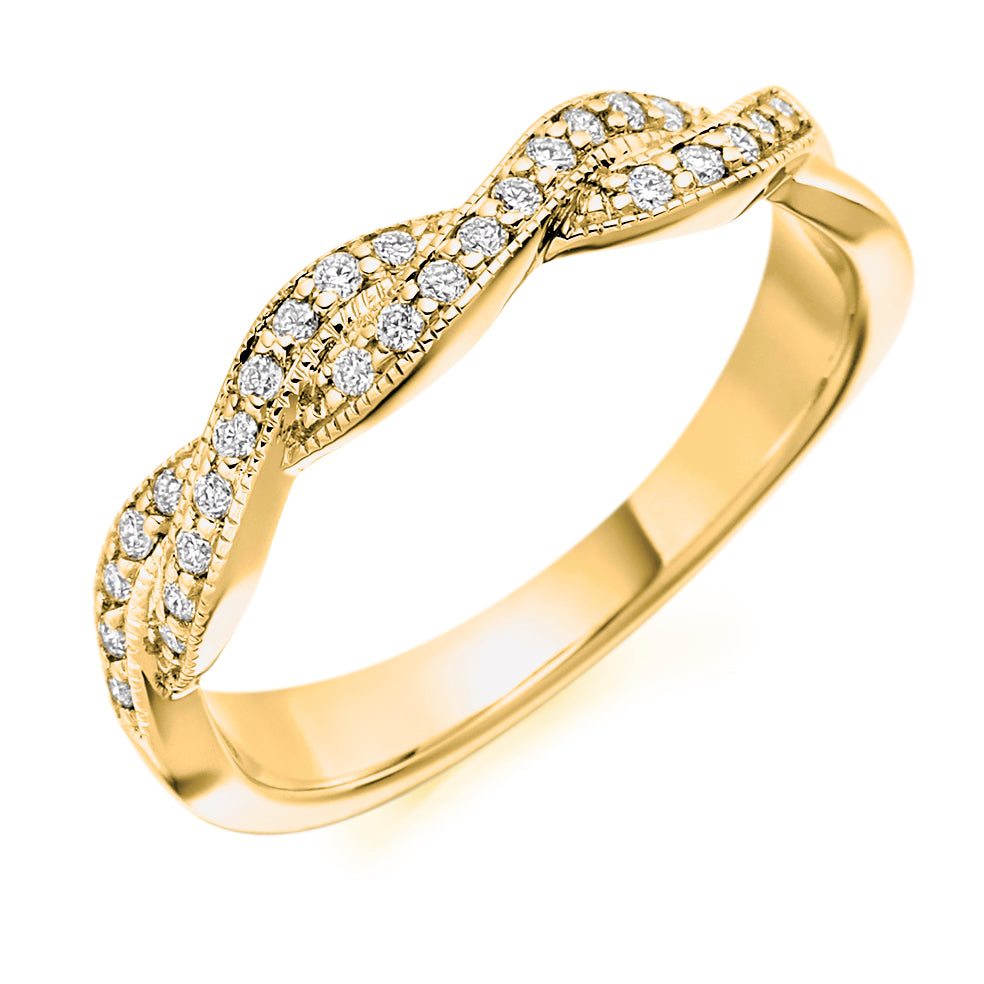 Criss-Cross Diamond Ring in yellow gold