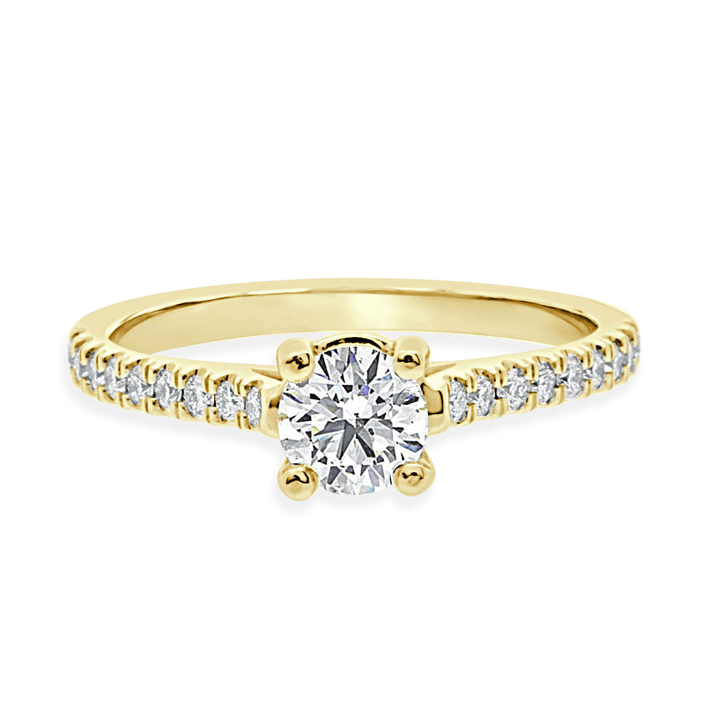 Castell  Set Diamond Ring in yellow gold laying flat