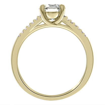 Round Diamond With Split Band made from yellow gold standing upright