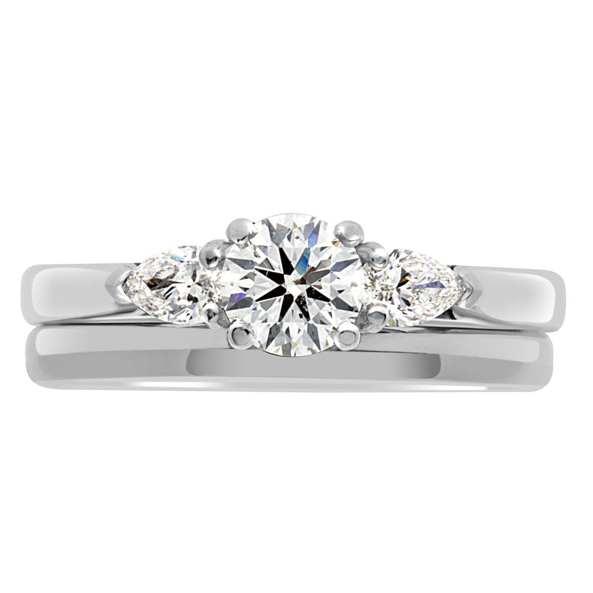 Round and Pear Diamond Ring in white gold with plain wedding ring