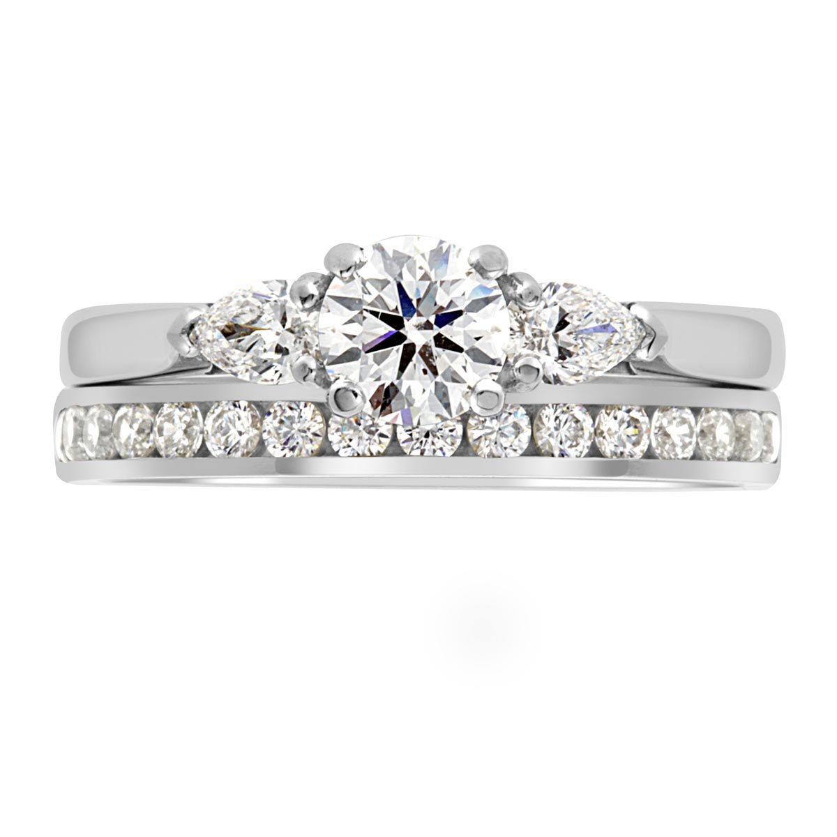 Round and Pear Diamond Ring in white gold with diamond wedding ring