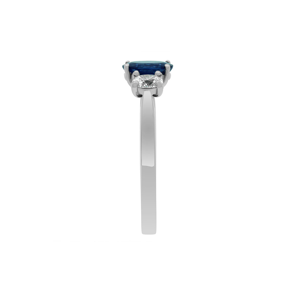 Sapphire & Diamond Trilogy Ring in platinum950 vertical from a side view