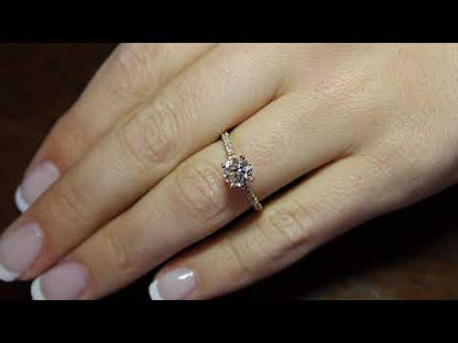 Castell Set Diamond Ring IN WHITE GOLD ON A WOMANS HAND
